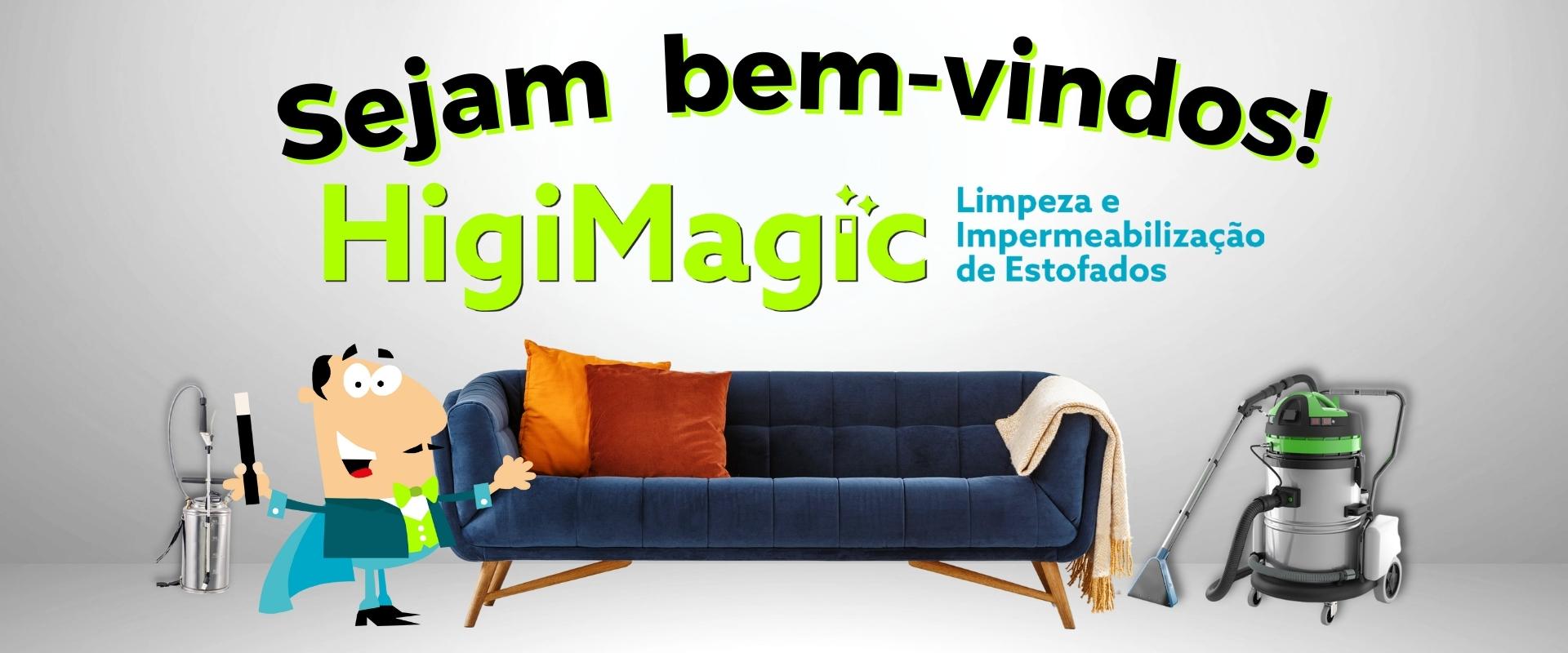 "Equipe de limpeza profissional HigiMagic Curitiba com sofá limpo e bem cuidado."